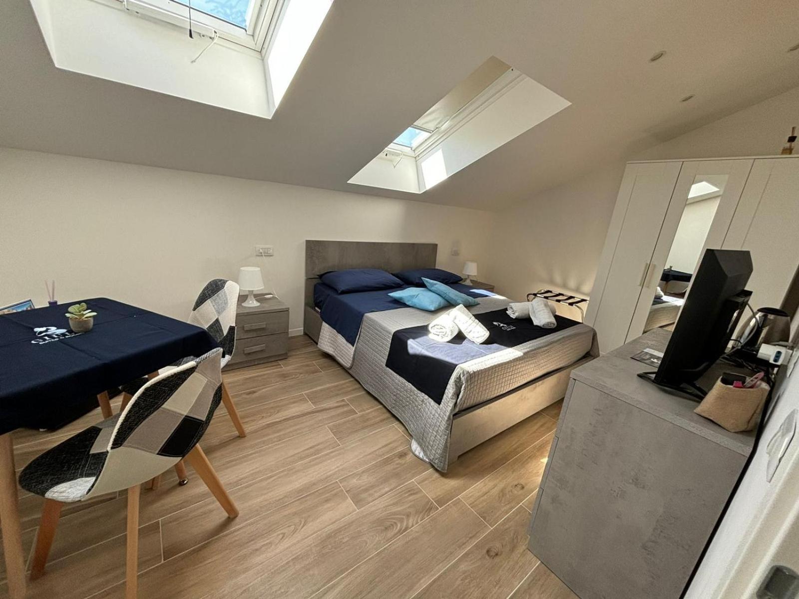 Giuly Suites & Rooms Nápoly Kültér fotó