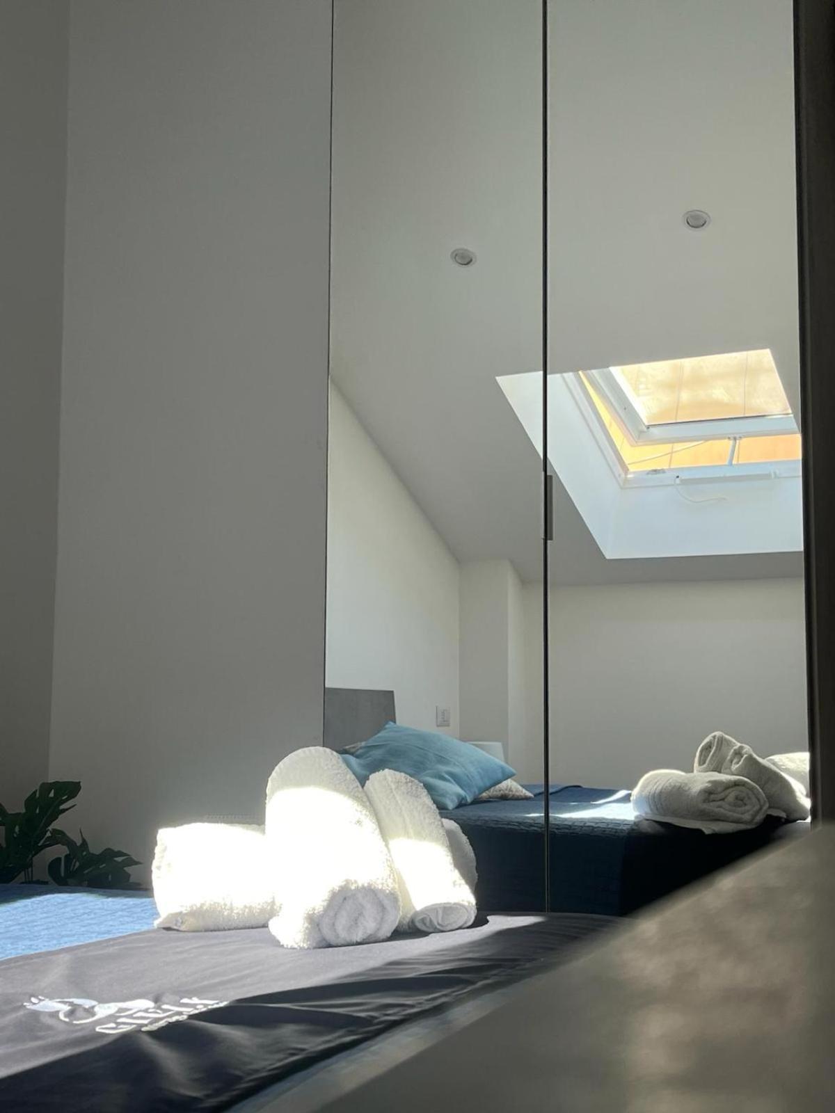 Giuly Suites & Rooms Nápoly Kültér fotó