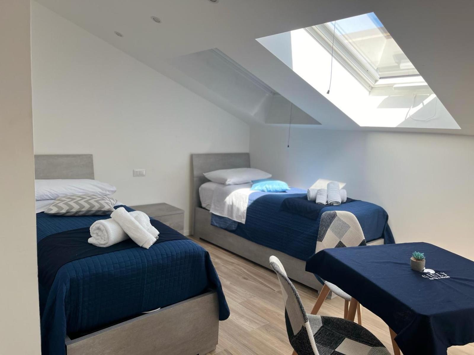 Giuly Suites & Rooms Nápoly Kültér fotó